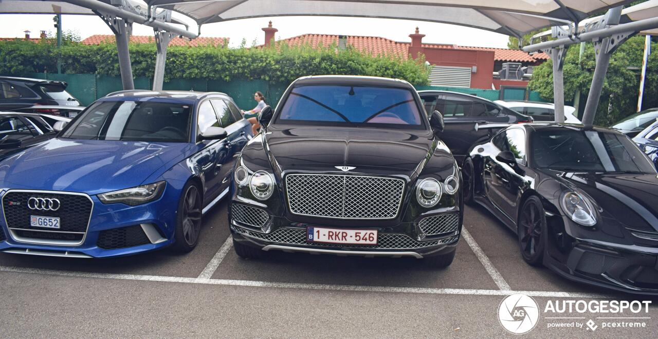 Bentley Bentayga V8