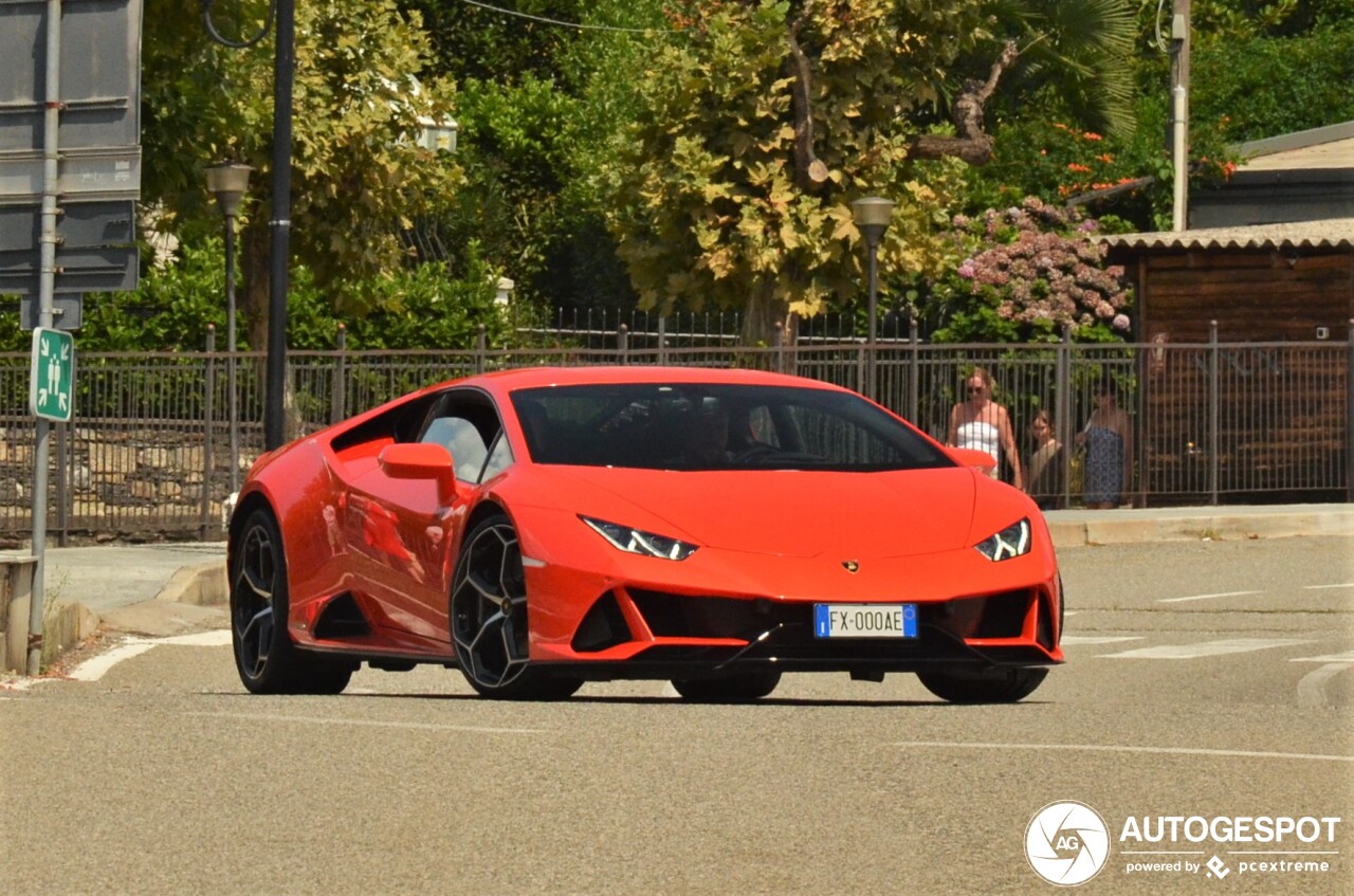 Lamborghini Huracán LP640-4 EVO