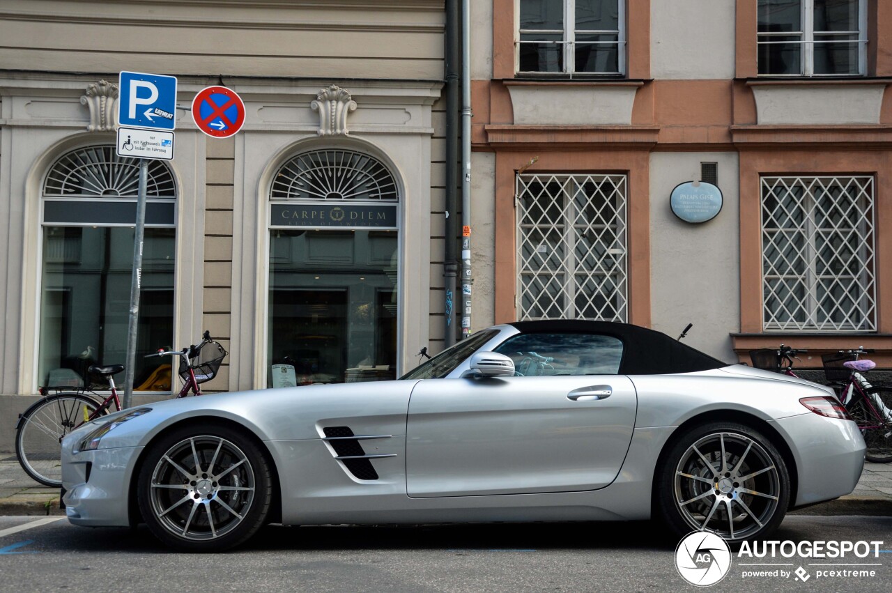 Mercedes-Benz SLS AMG Roadster