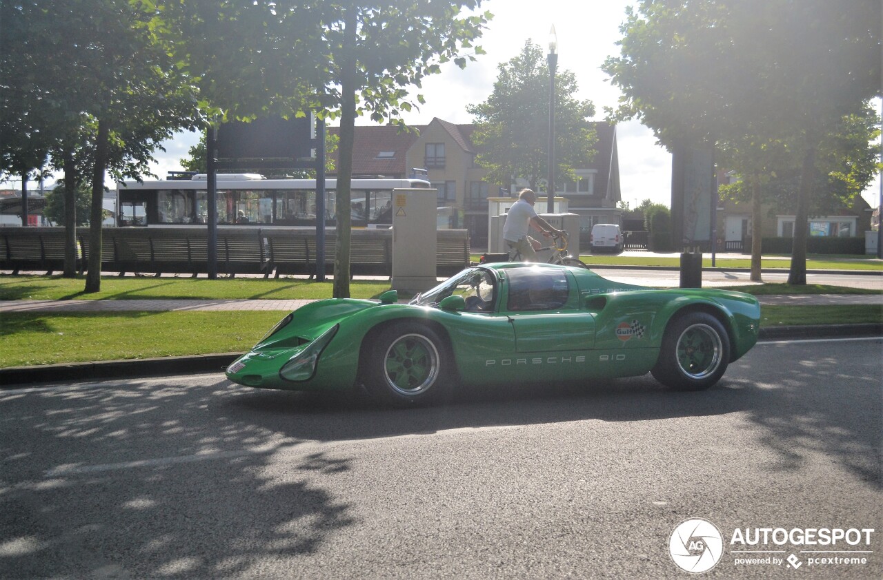 Porsche 910