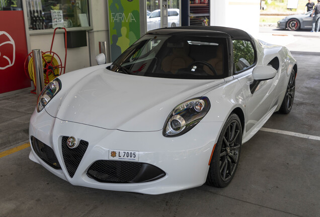 Alfa Romeo 4C Spider