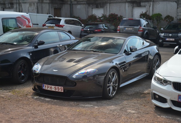 Aston Martin V12 Vantage S