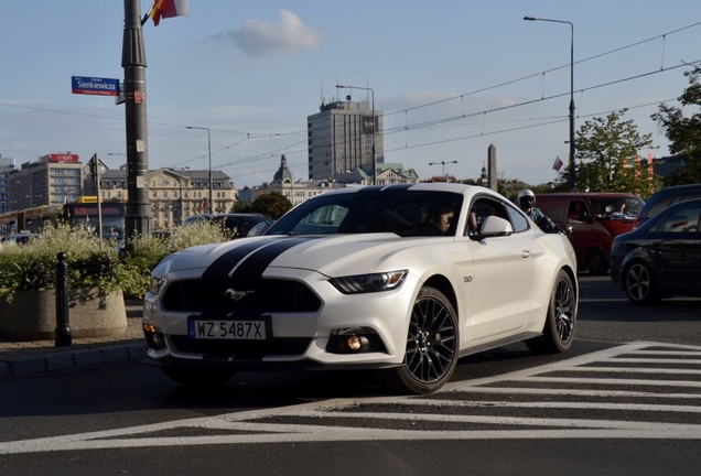 Ford Mustang GT 2015