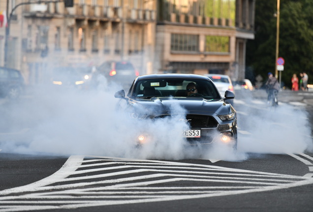 Ford Mustang GT 2015