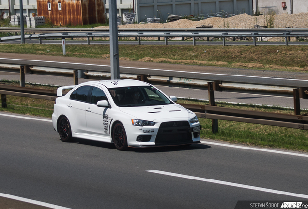 Mitsubishi Lancer Evolution X