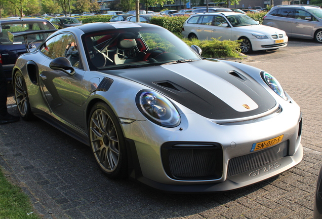 Porsche 991 GT2 RS Weissach Package