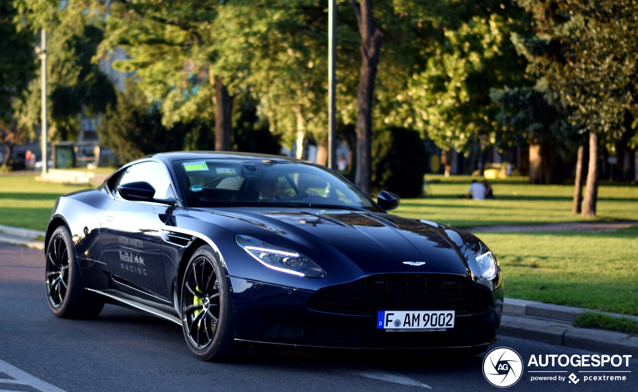 Aston Martin DB11 AMR