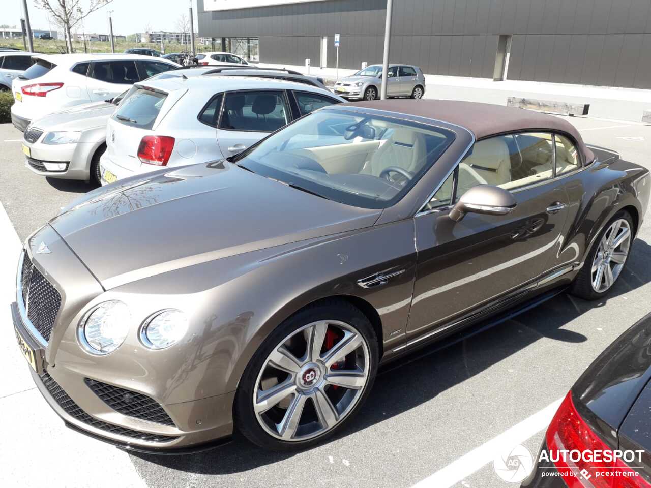 Bentley Continental GTC V8 S 2016