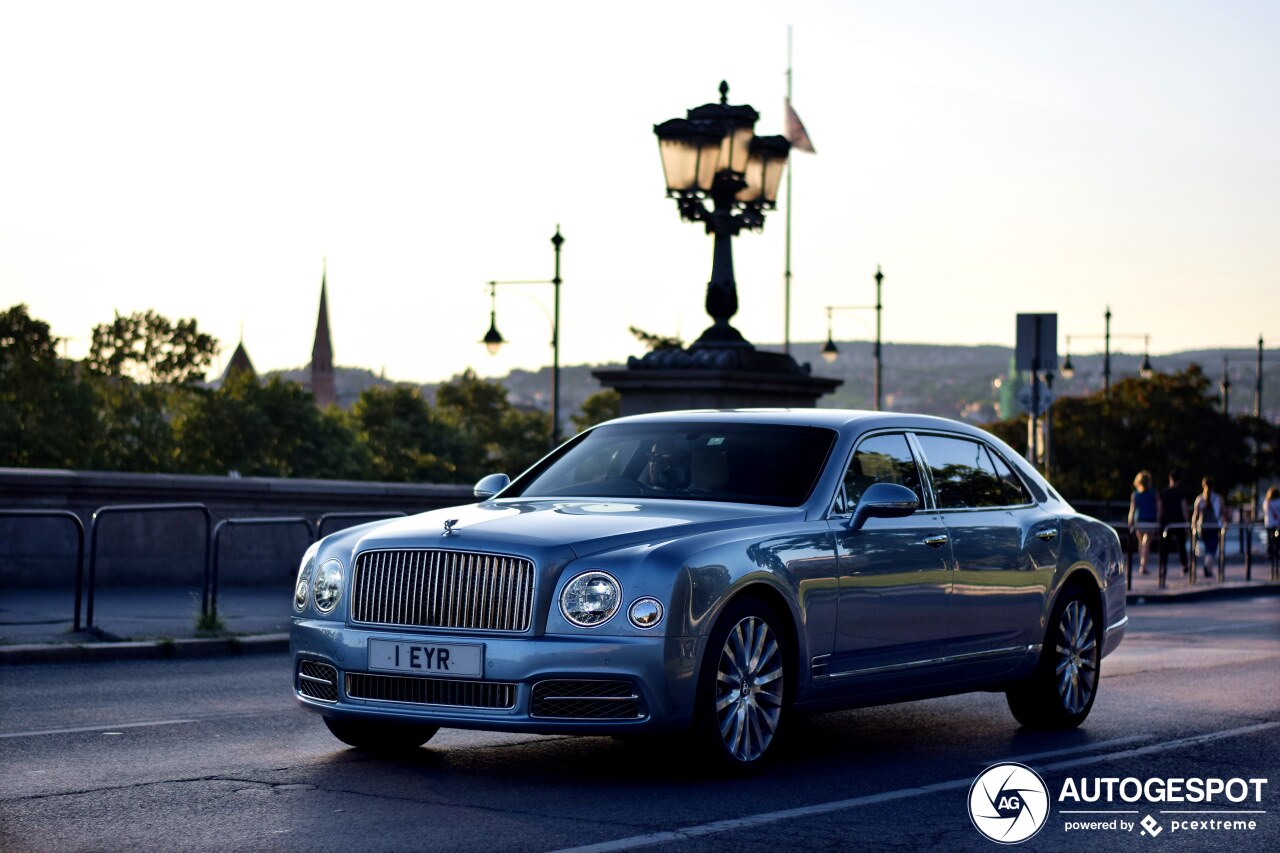 Bentley Mulsanne EWB 2016