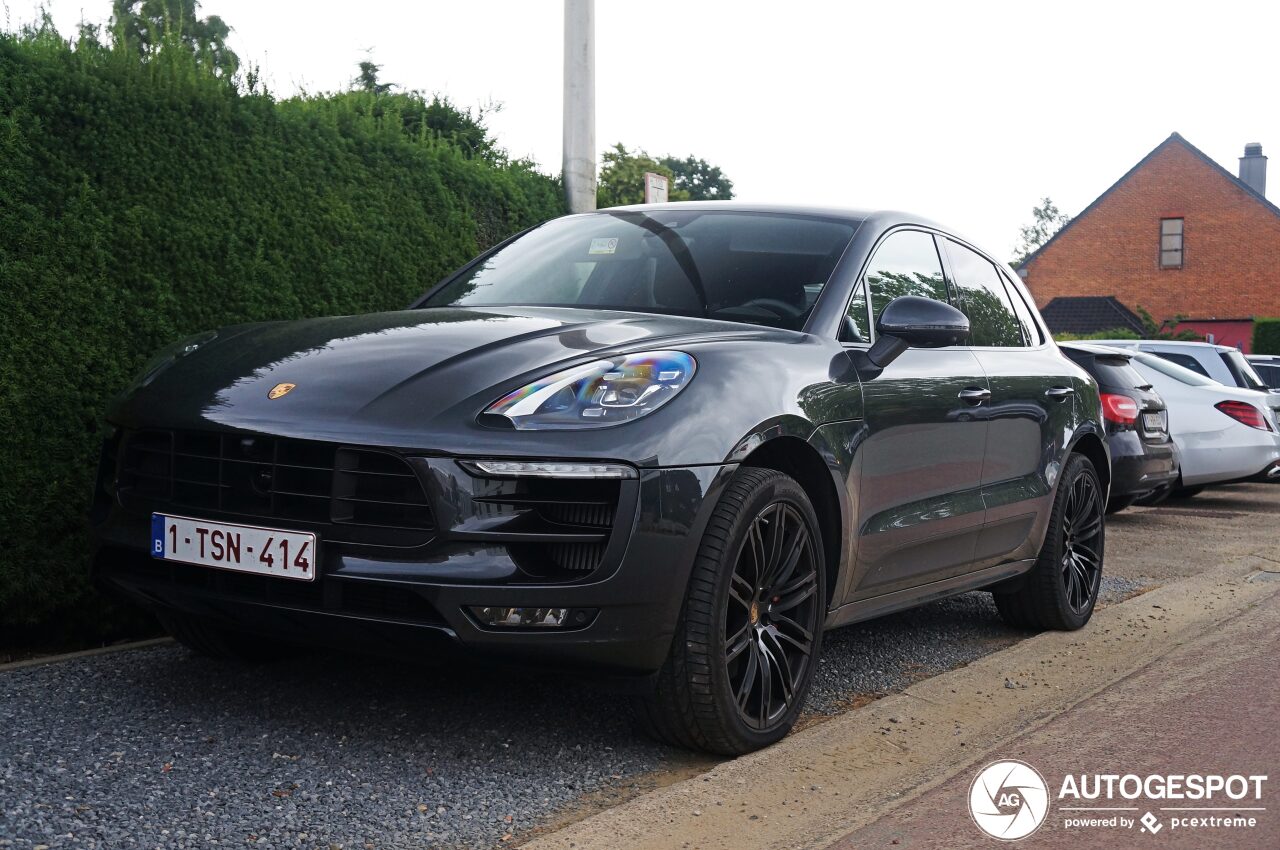 Porsche 95B Macan GTS