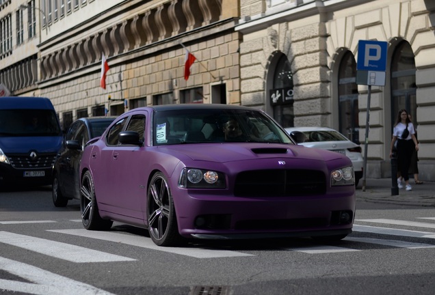 Dodge Charger SRT-8