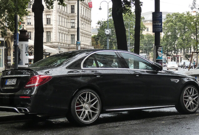 Mercedes-AMG E 63 S W213