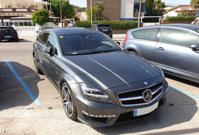 Mercedes-Benz CLS 63 AMG X218 Shooting Brake