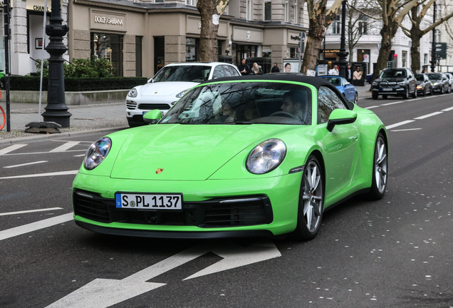 Porsche 992 Carrera 4S Cabriolet