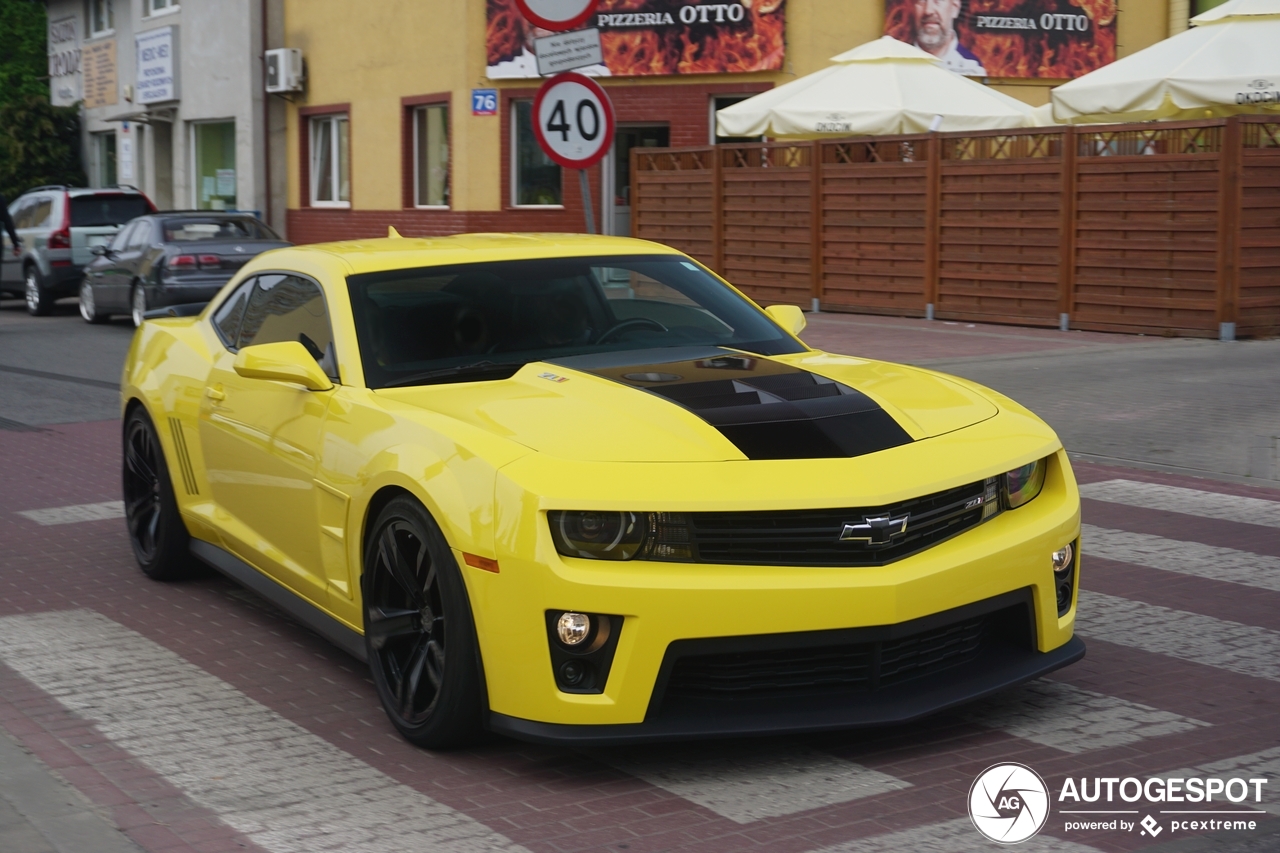 Chevrolet Camaro ZL1 2014