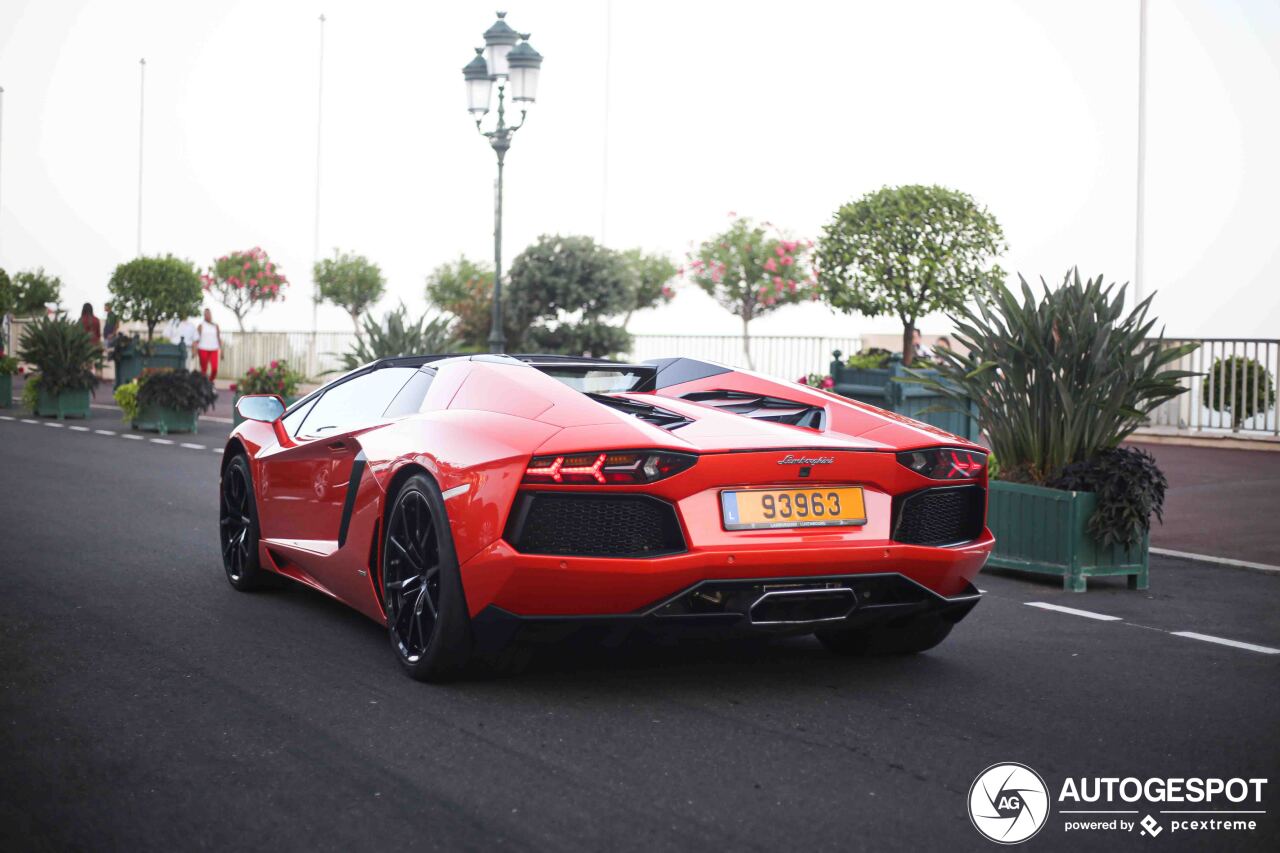 Lamborghini Aventador LP700-4 Roadster