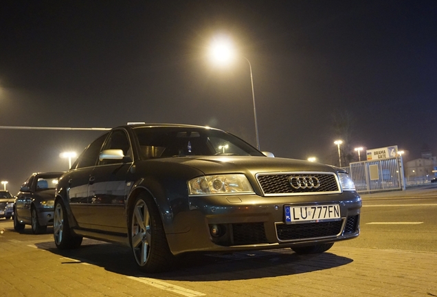 Audi RS6 Sedan C5