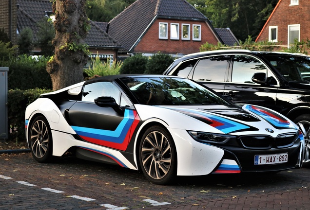 BMW i8 Roadster