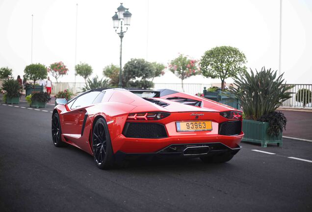 Lamborghini Aventador LP700-4 Roadster