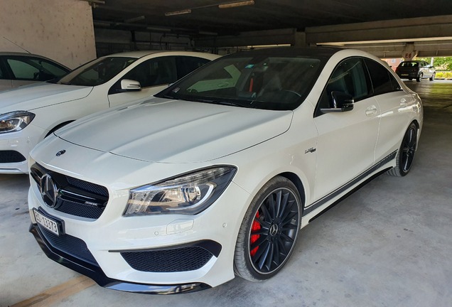 Mercedes-Benz CLA 45 AMG C117