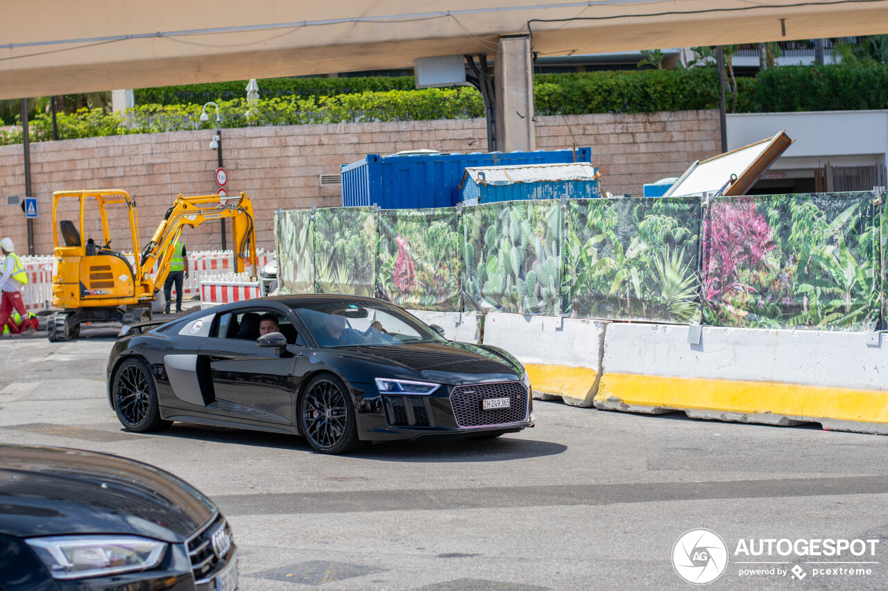 Audi R8 V10 Plus 2015