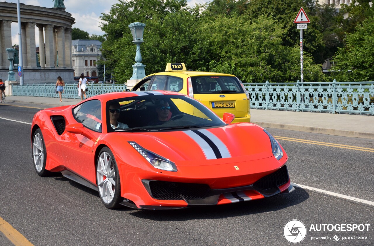 Ferrari 488 Pista