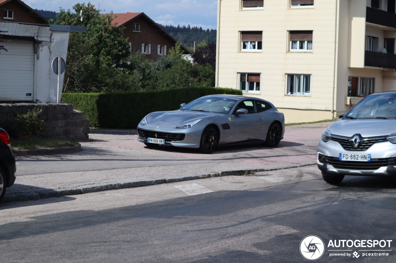 Ferrari GTC4Lusso