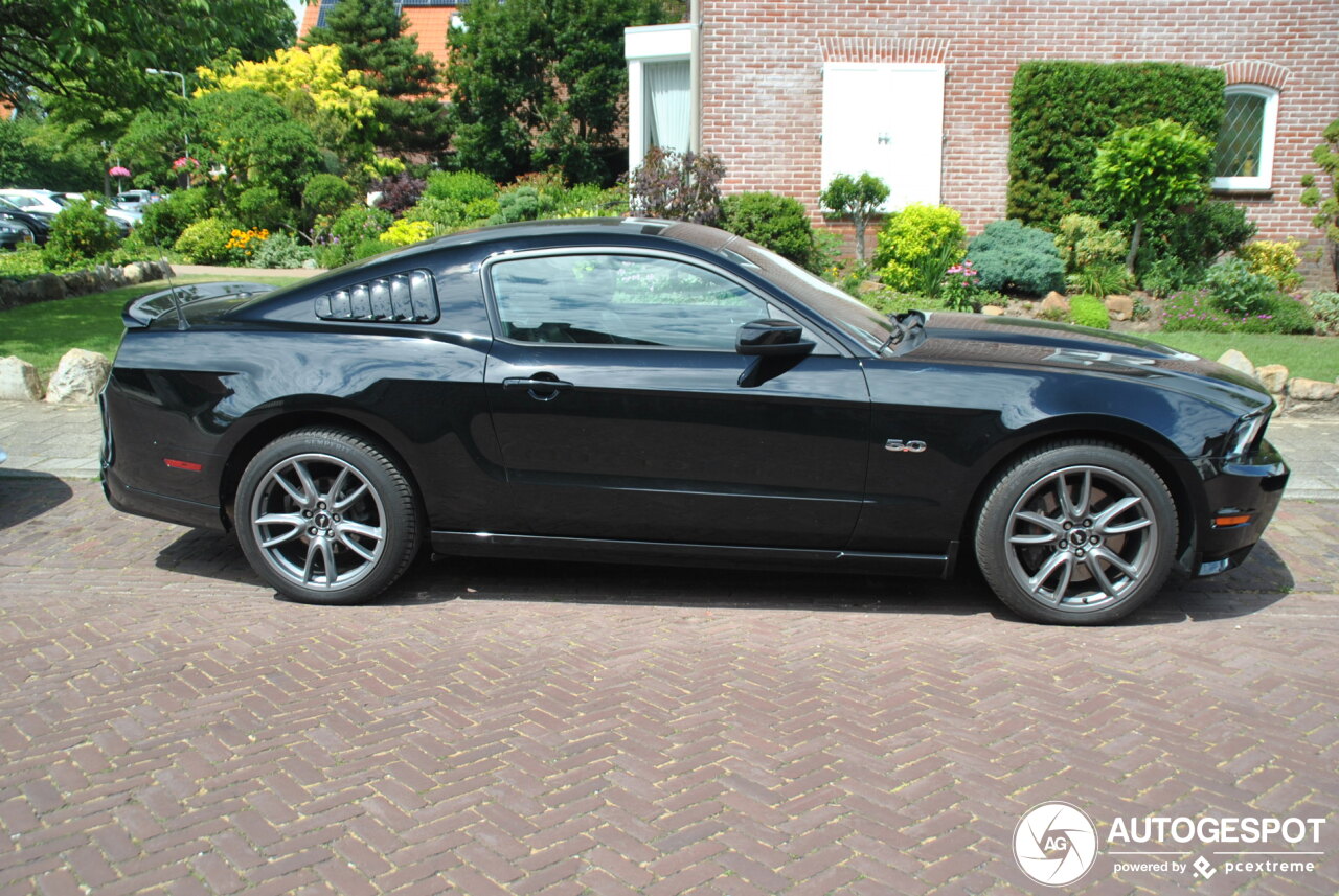 Ford Mustang GT 2011