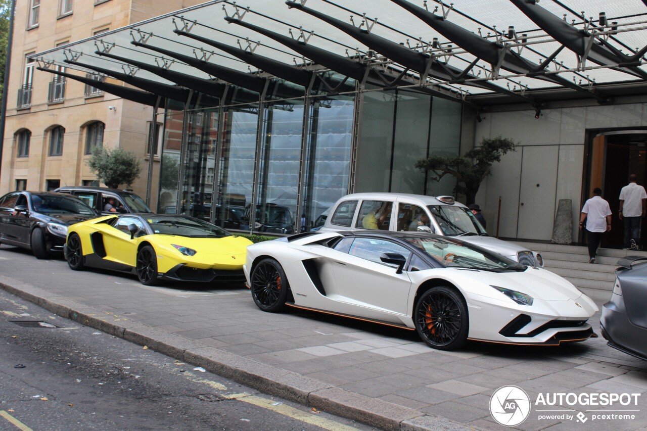 Lamborghini Aventador S LP740-4 Roadster