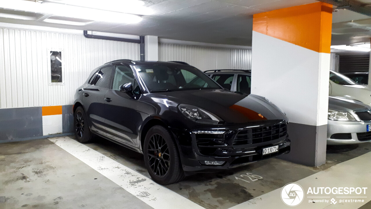 Porsche 95B Macan GTS