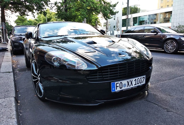 Aston Martin DBS Carbon Black Edition