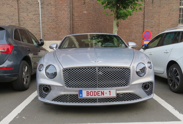 Bentley Continental GTC 2019