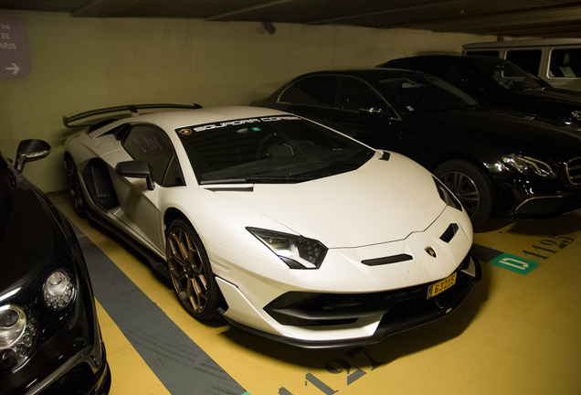 Lamborghini Aventador LP770-4 SVJ