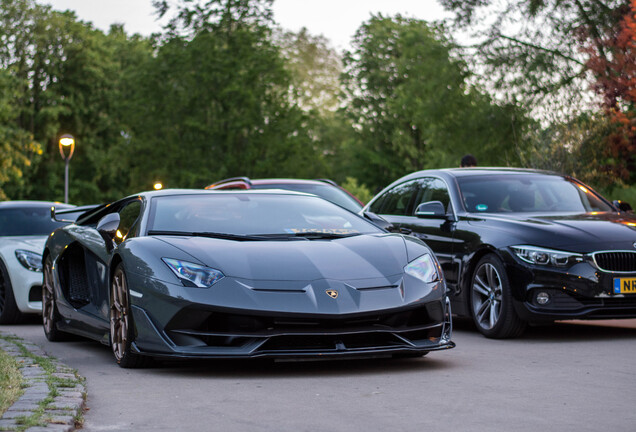 Lamborghini Aventador LP770-4 SVJ