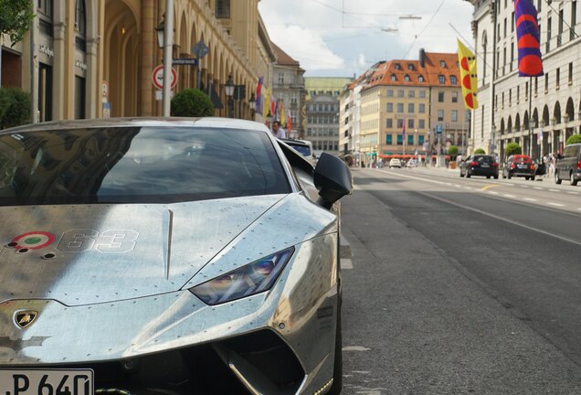 Lamborghini Huracán LP640-4 Performante