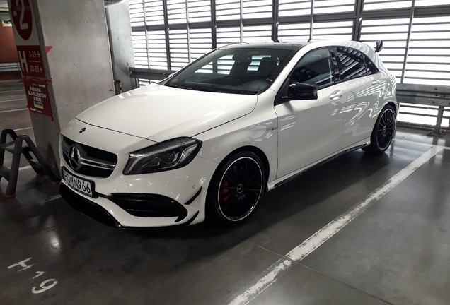 Mercedes-AMG A 45 W176 2015