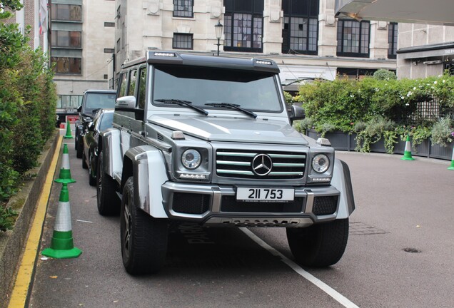Mercedes-Benz G 500 4X4²
