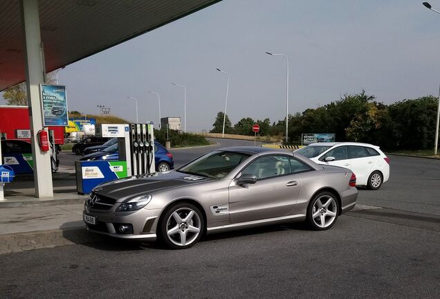 Mercedes-Benz SL 63 AMG