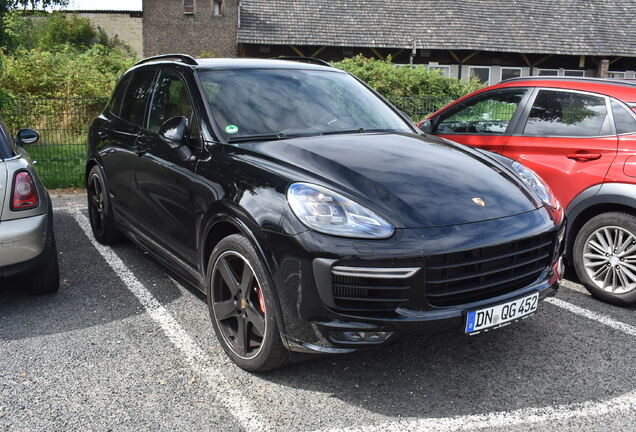 Porsche 958 Cayenne GTS MkII