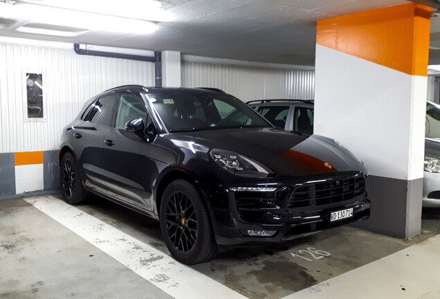 Porsche 95B Macan GTS