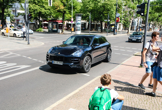 Porsche 95B Macan Turbo