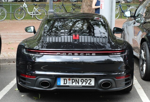 Porsche 992 Carrera 4S