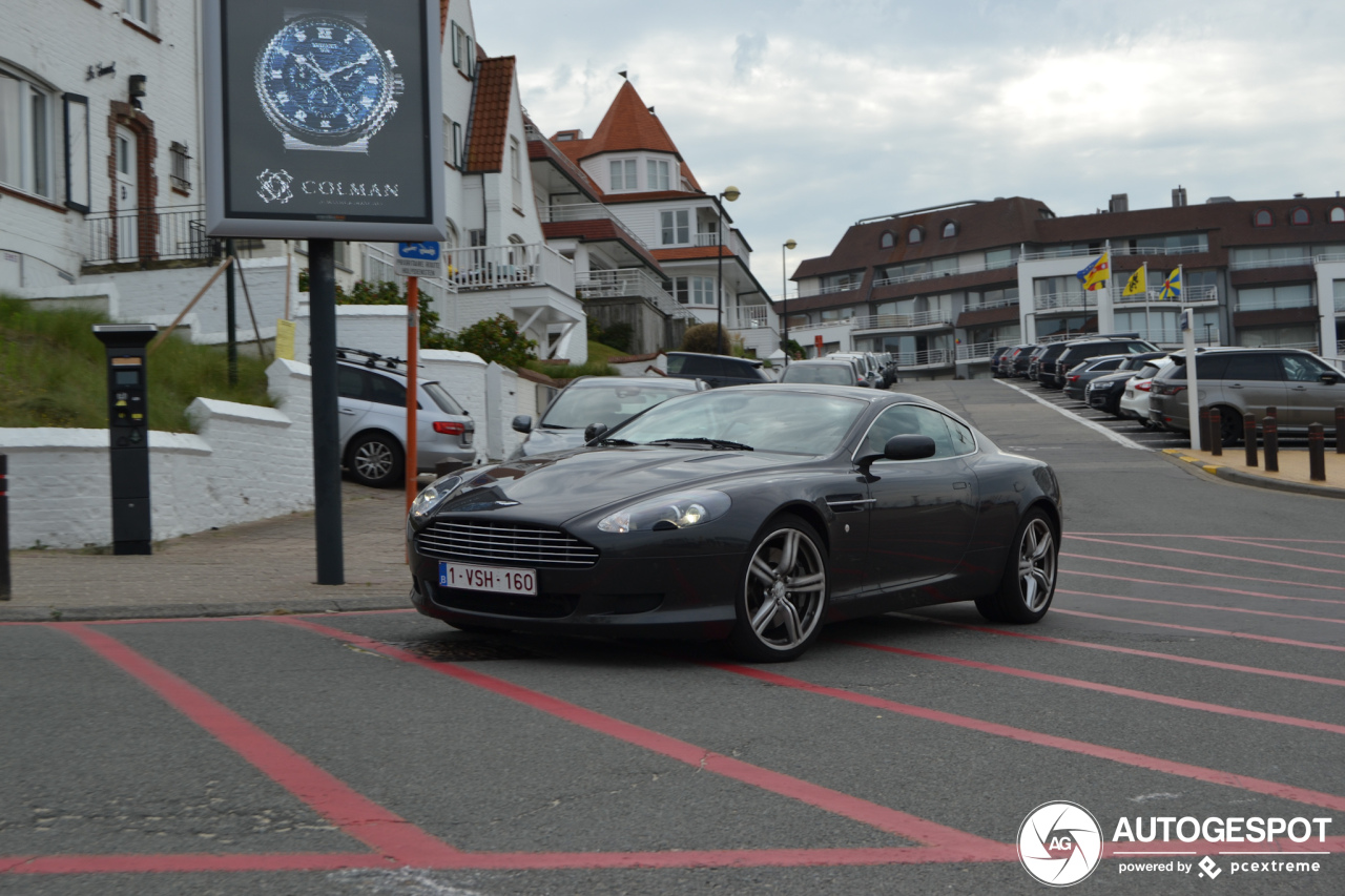 Aston Martin DB9