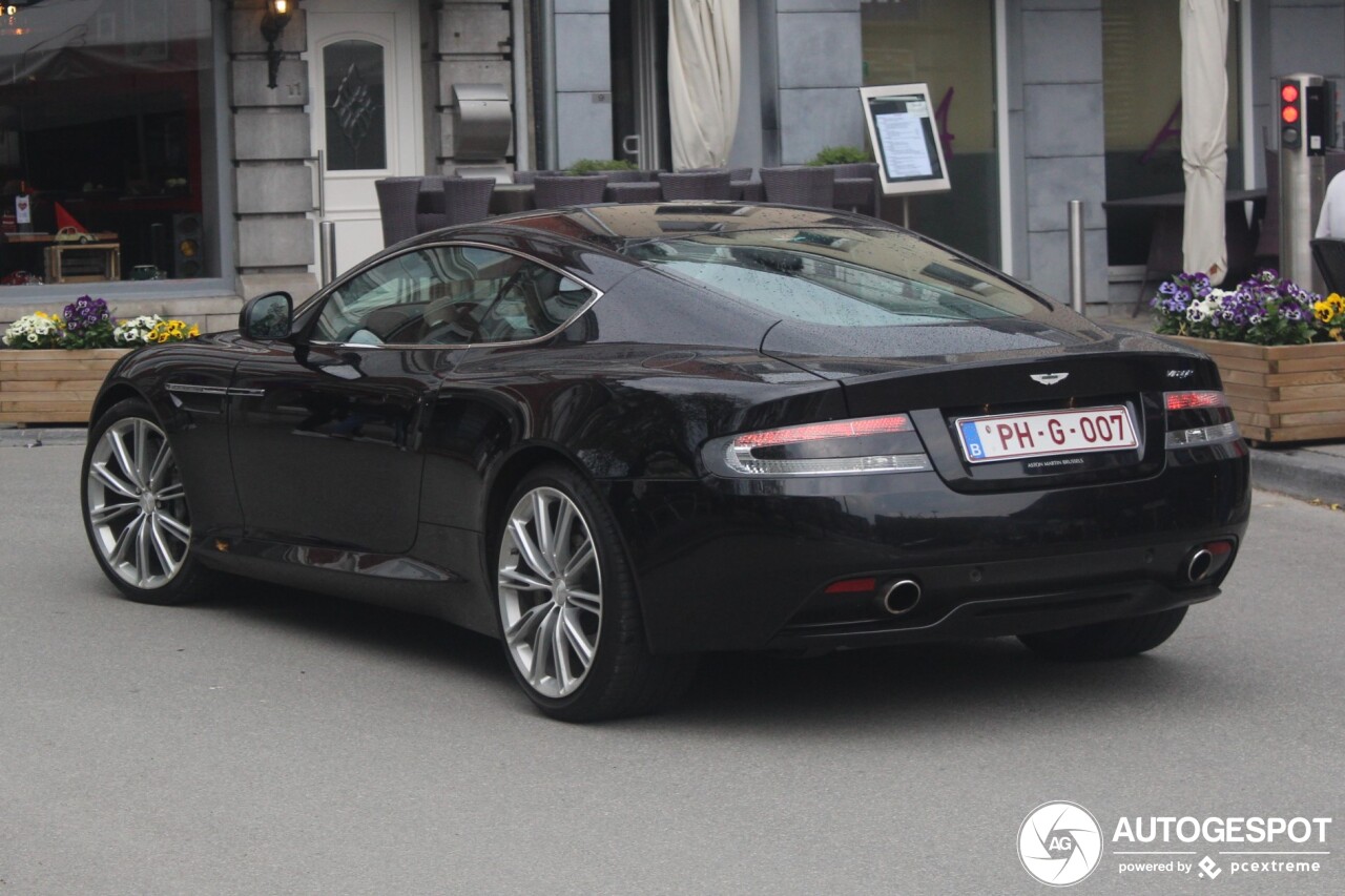 Aston Martin Virage 2011