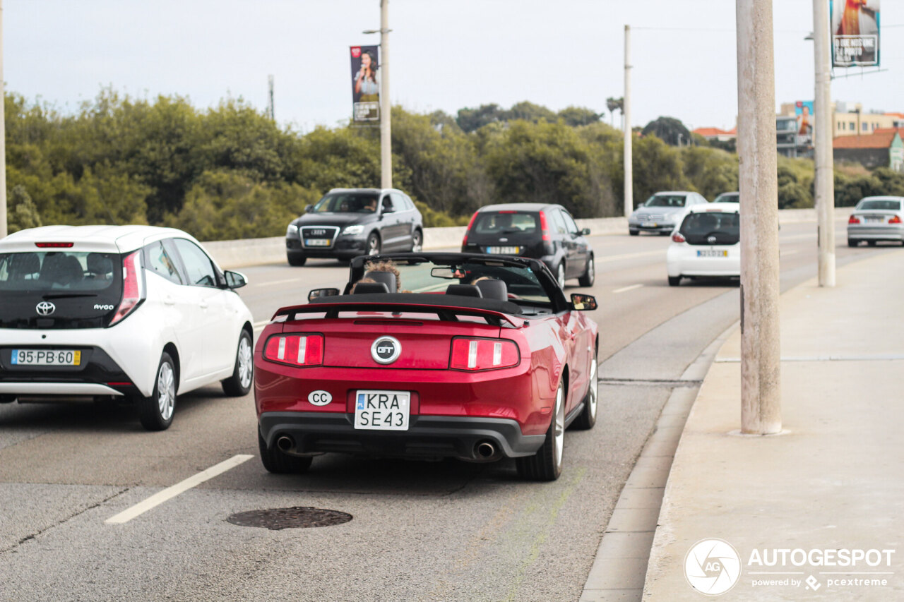 Ford Mustang GT Convertible 2011