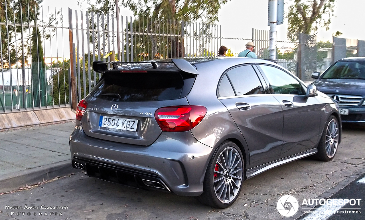 Mercedes-AMG A 45 W176 2015