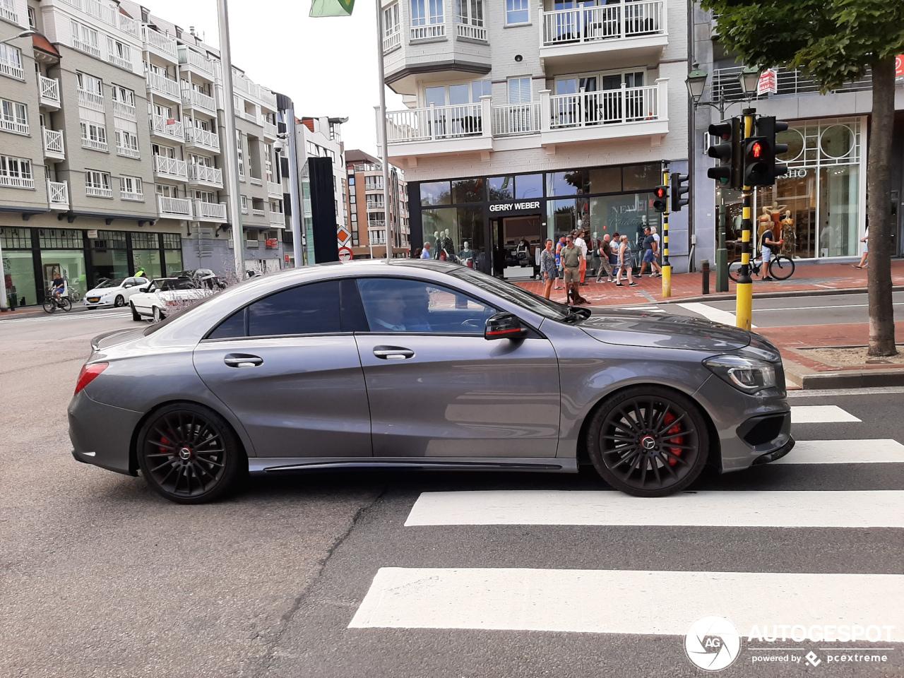 Mercedes-Benz CLA 45 AMG Edition 1 C117