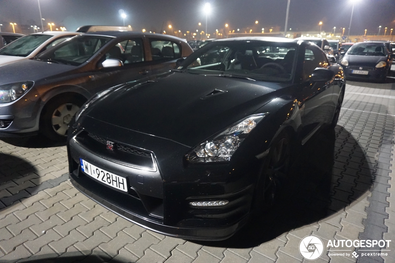 Nissan GT-R 2012