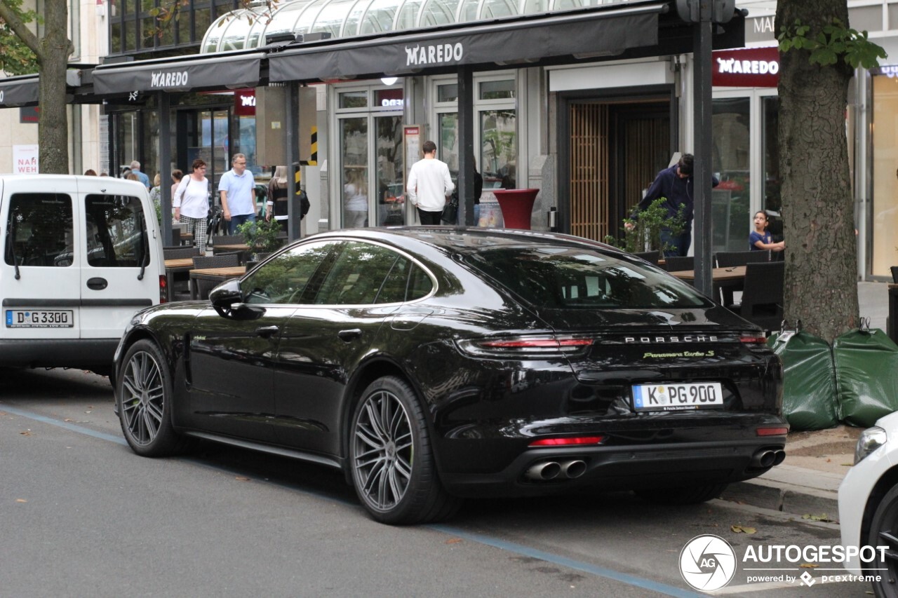 Porsche 971 Panamera Turbo S E-Hybrid