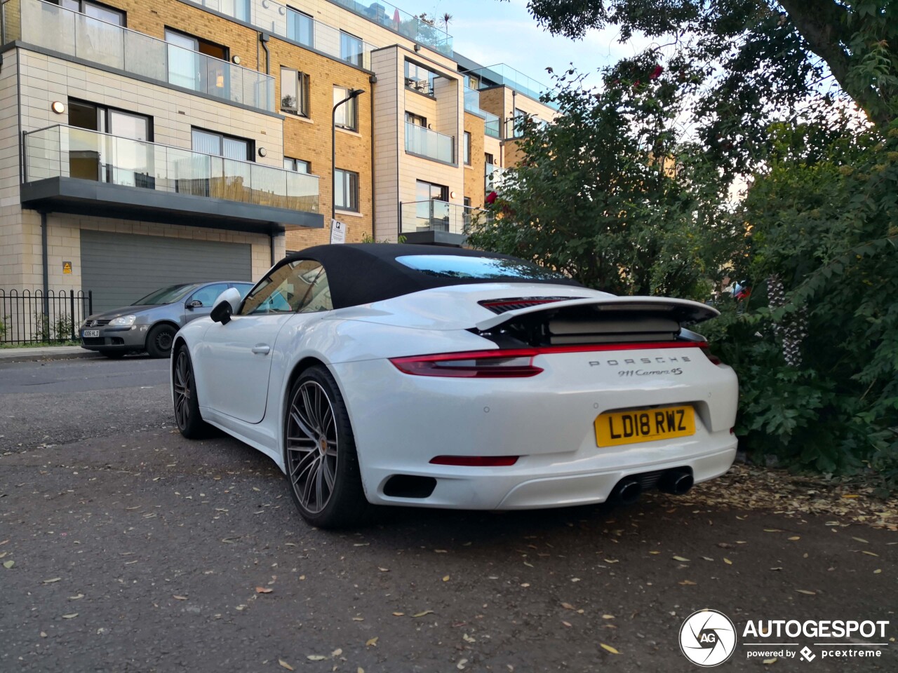 Porsche 991 Carrera 4S Cabriolet MkII